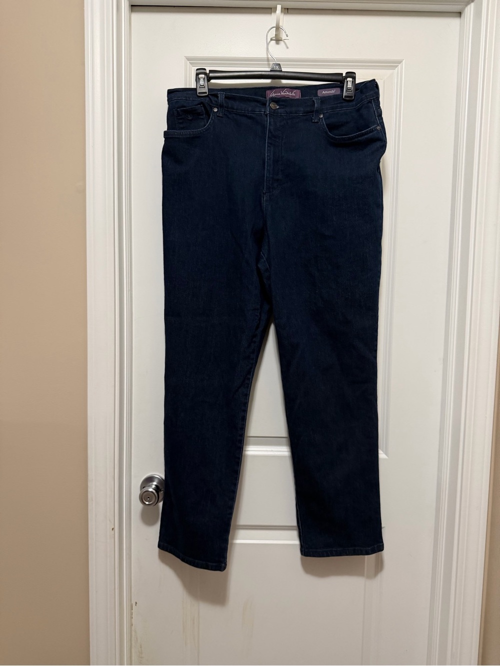 Gloria Vanderbilt Women’s Straight Leg Jeans in Dark Blue Denim